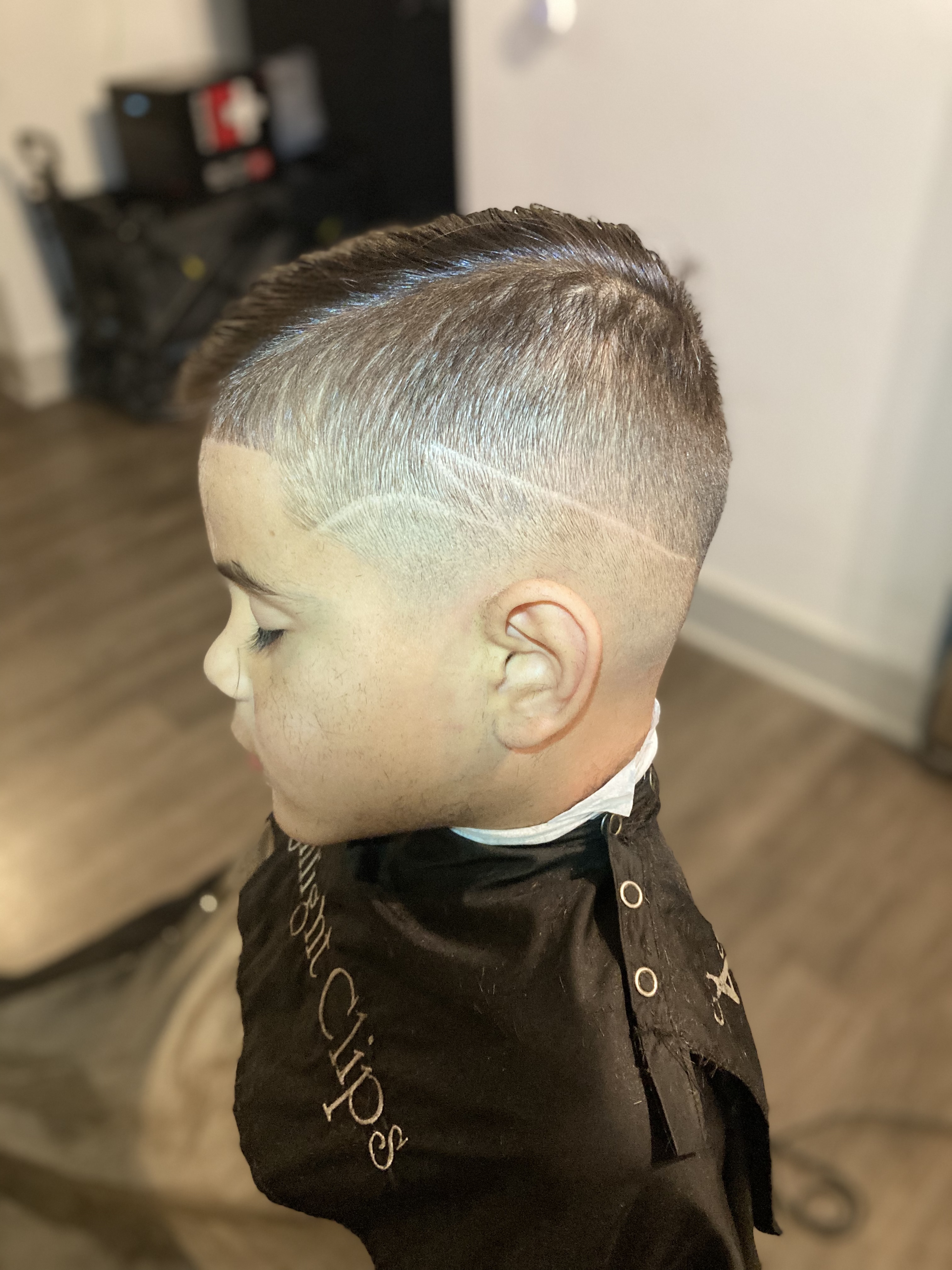 Why DFW Families Are Switching to Mobile Barbers for Kids Haircuts